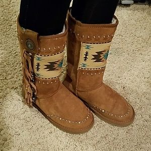Montana West boots size 8